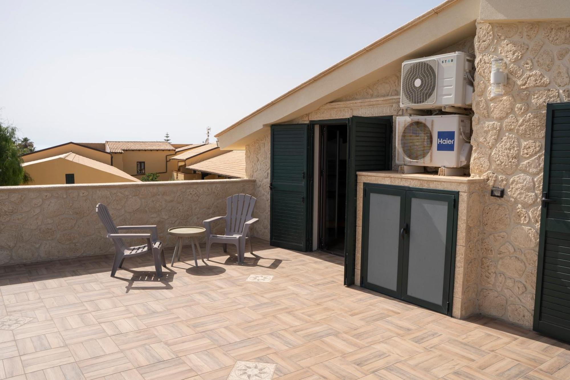 Lala Salama San Leone Exterior foto